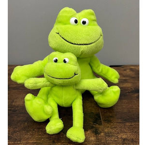Cute n Cuddly Momma & Baby Frog Plush Set